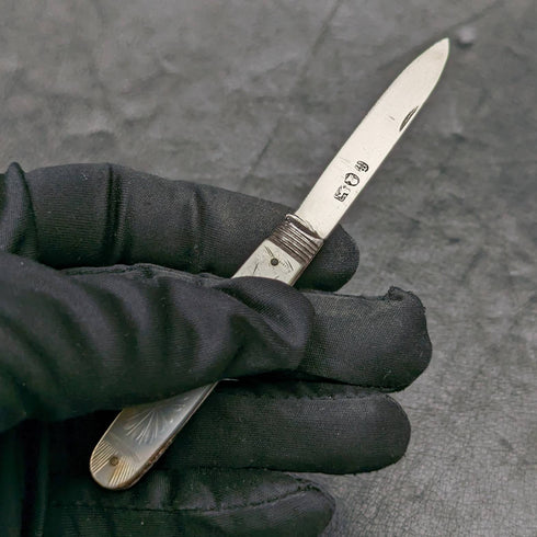 1818 British Antique White Pearl Shell Handle Pure Silver Blade Folding Pen Knife